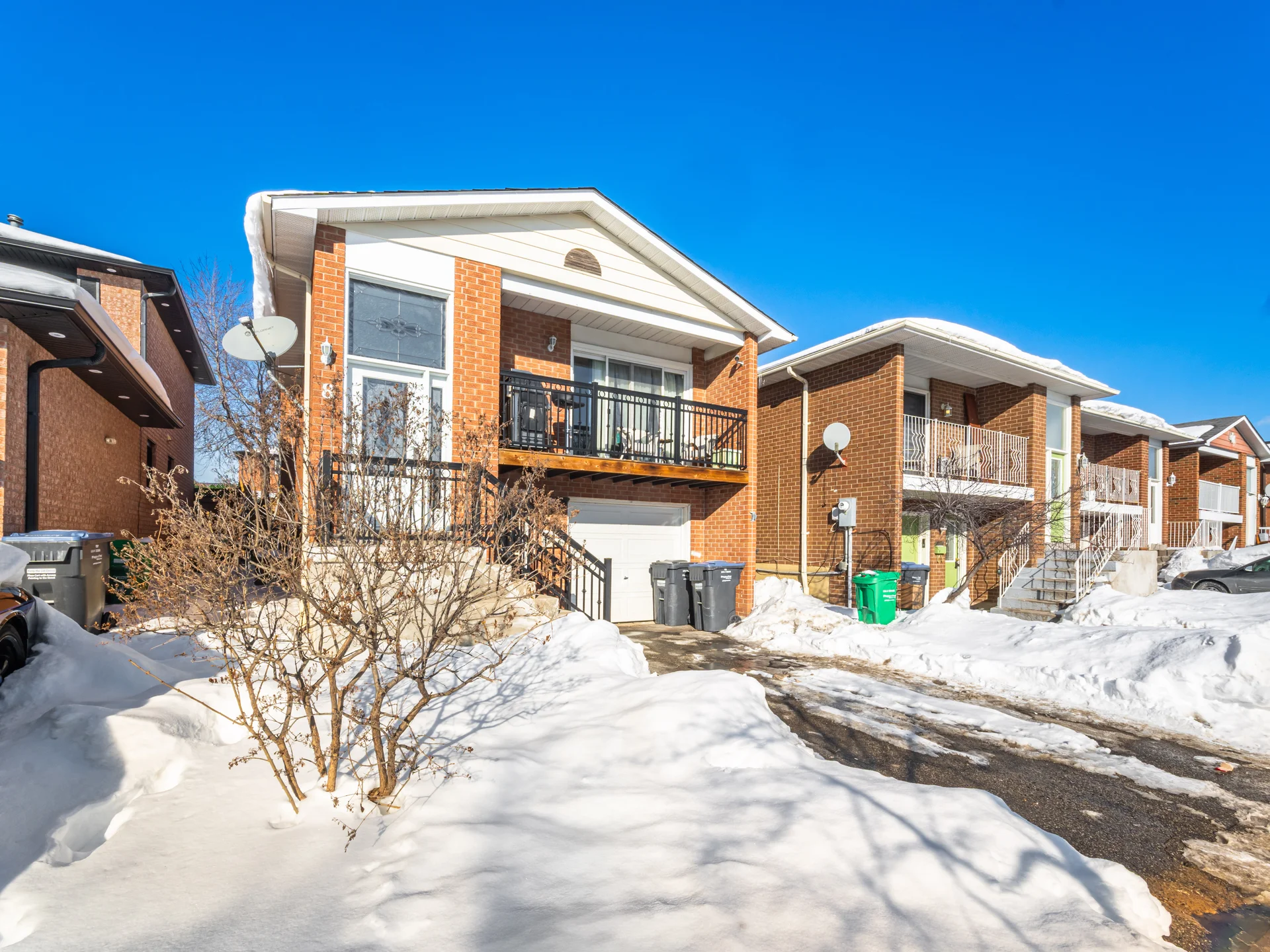 8 Deerpark Crescent, Brampton - photo 5
