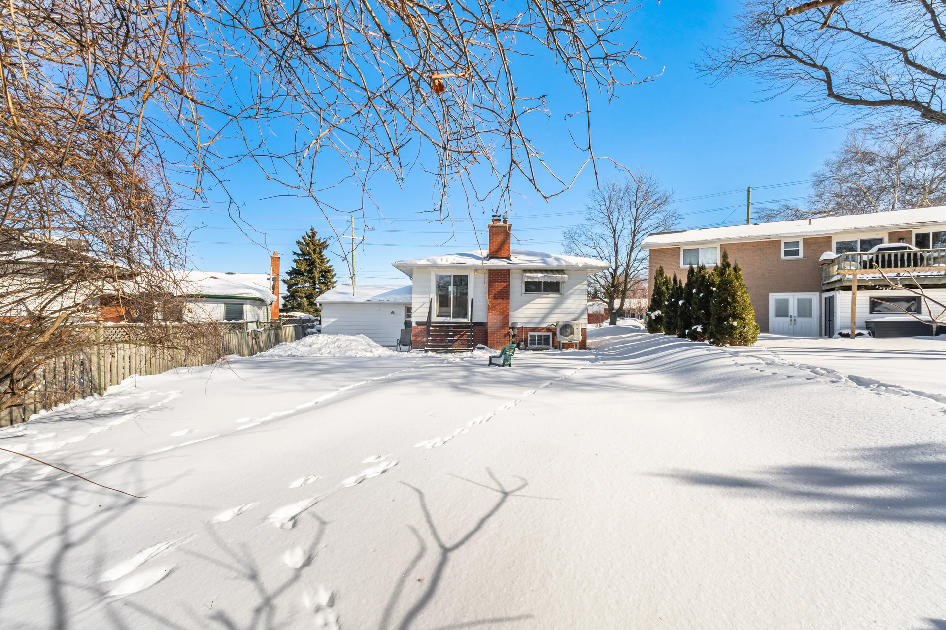 3517703