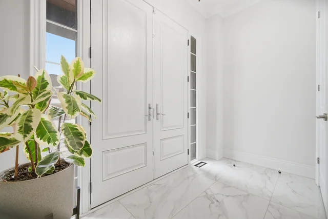 14 Woodgate Pines Drive, Vaughan - photo 8