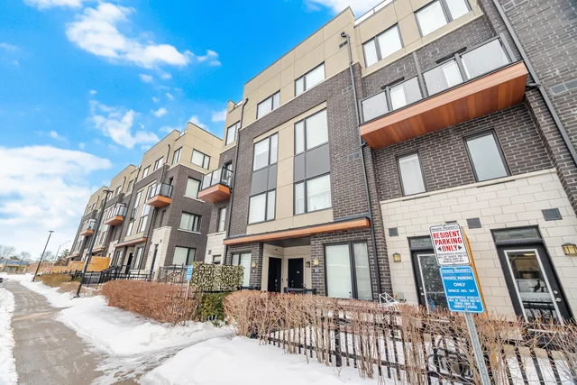 #536-1555 Kingston Road, Pickering - photo 3