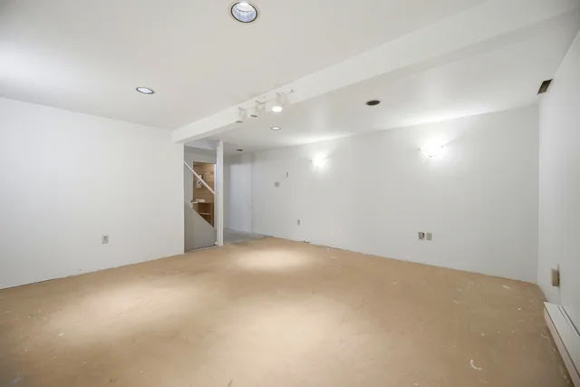 4 Huntington Court, Brampton - photo 38