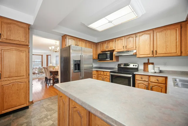 233 Gwendolyn Street, Pickering - photo 17