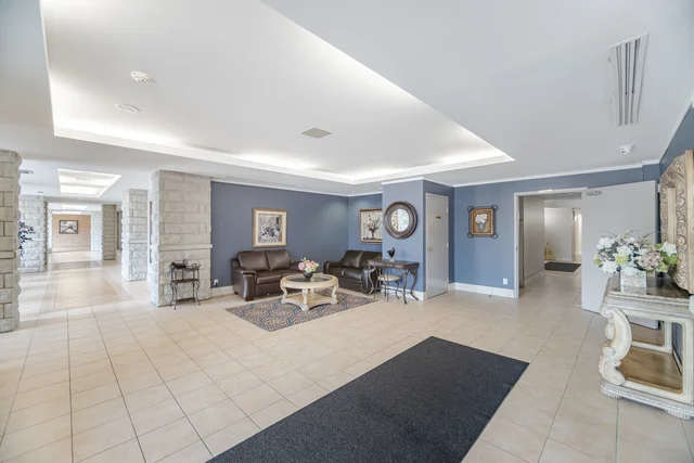 #313-2504 Rutherford Road, Vaughan - photo 5