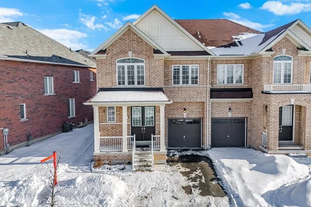 414 Royal West Drive, Brampton - photo 8