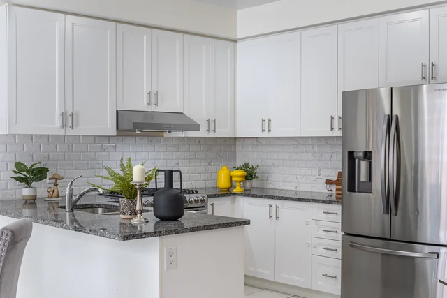 414 Royal West Drive, Brampton - photo 29