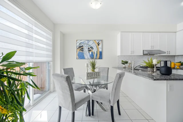 414 Royal West Drive, Brampton - photo 32