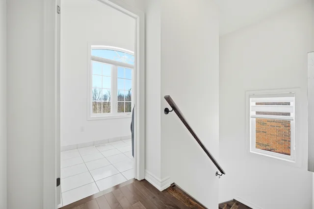 414 Royal West Drive, Brampton - photo 37