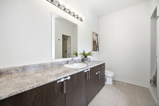 414 Royal West Drive, Brampton - photo 41
