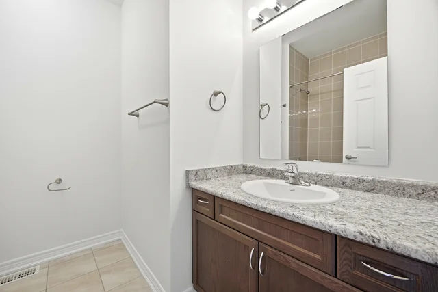 414 Royal West Drive, Brampton - photo 48