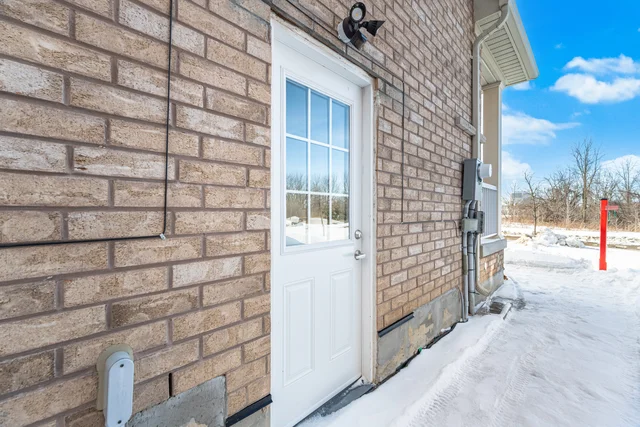 414 Royal West Drive, Brampton - photo 53