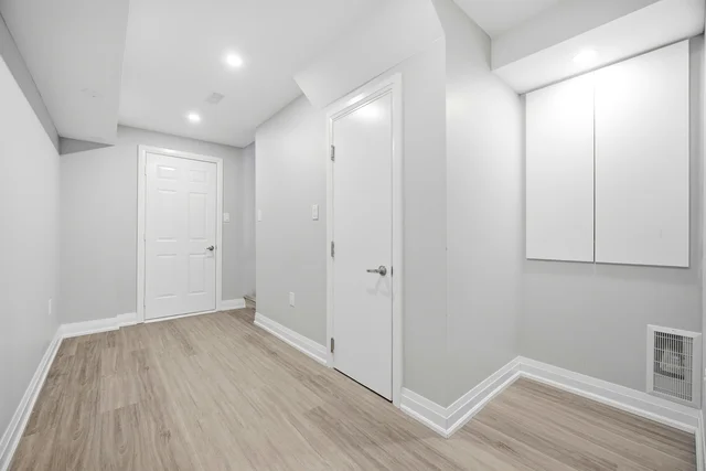 414 Royal West Drive, Brampton - photo 54