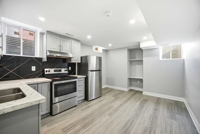 414 Royal West Drive, Brampton - photo 56