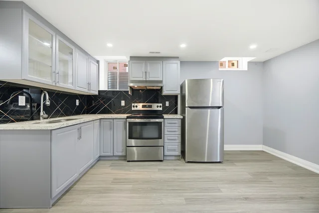 414 Royal West Drive, Brampton - photo 58