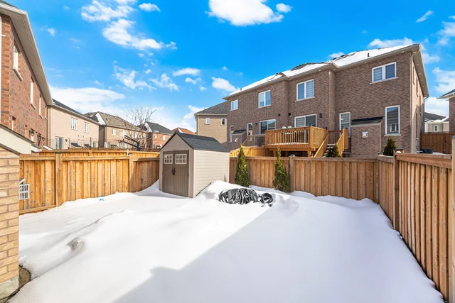 414 Royal West Drive, Brampton - photo 67