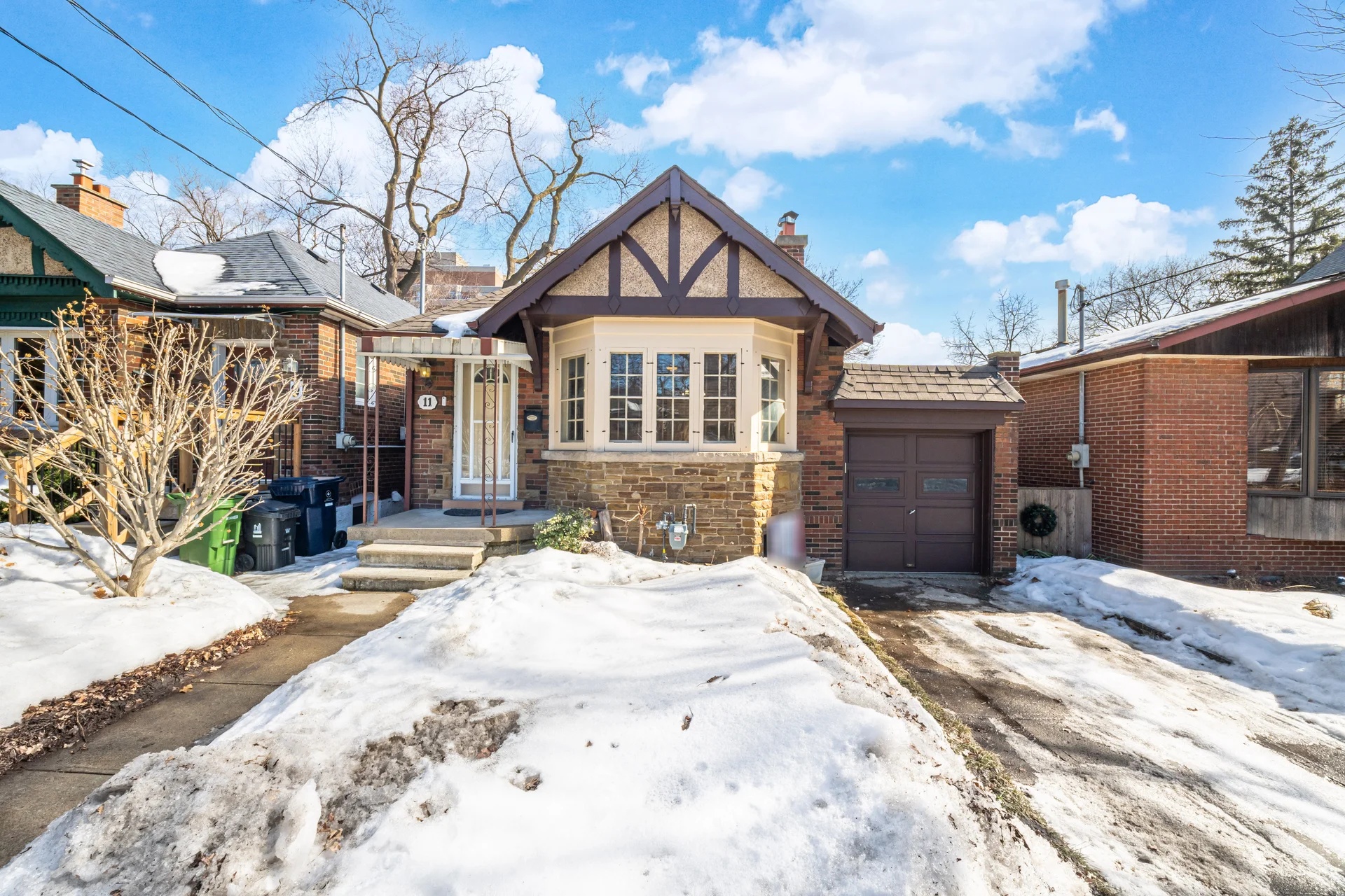 3532193