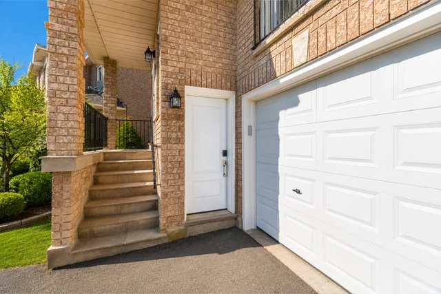 75 Corkwood Crescent, Maple - photo 5