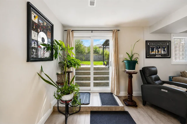 75 Corkwood Crescent, Maple - photo 48