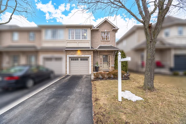 1353 Stephenson Drive, Burlington - photo 2