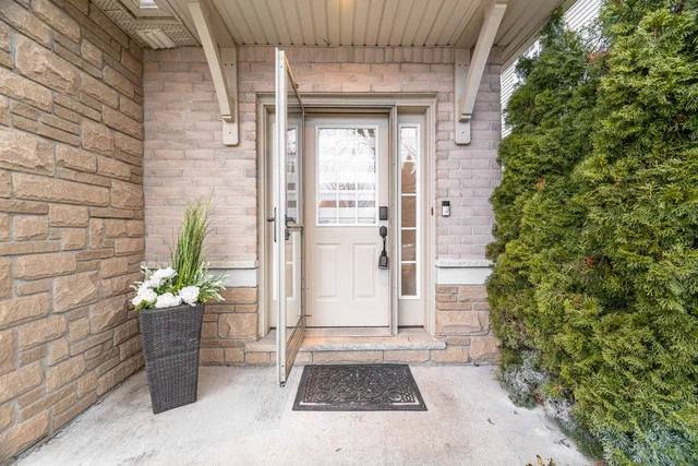 1353 Stephenson Drive, Burlington - photo 7
