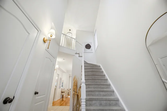 1353 Stephenson Drive, Burlington - photo 38