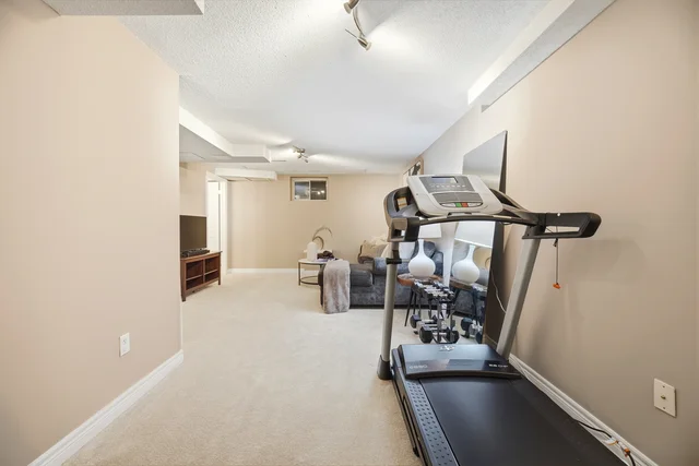 1353 Stephenson Drive, Burlington - photo 67