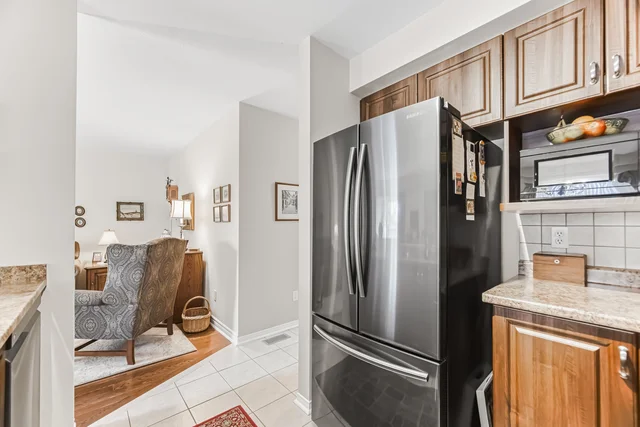 #135-3333 New Street, Burlington - photo 19