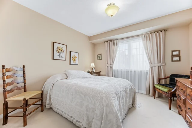 #135-3333 New Street, Burlington - photo 40