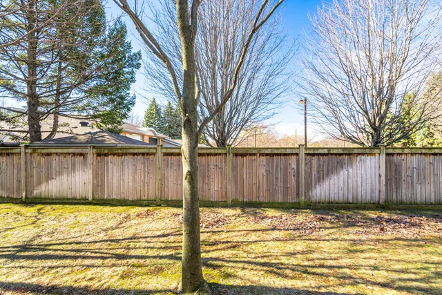 #135-3333 New Street, Burlington - photo 47
