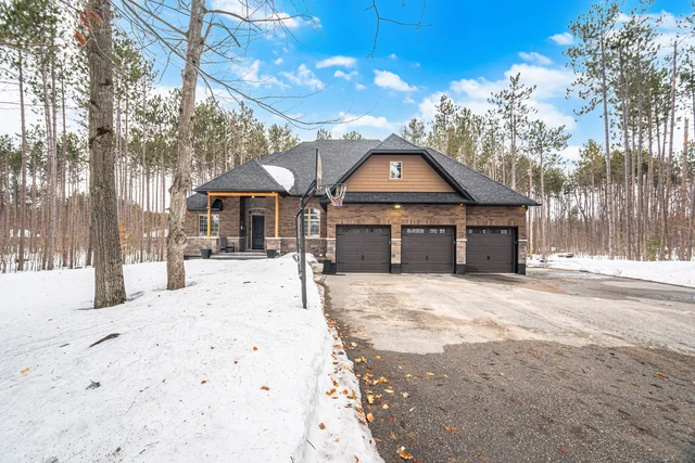 38 Windermere Circle, Midland - photo 1