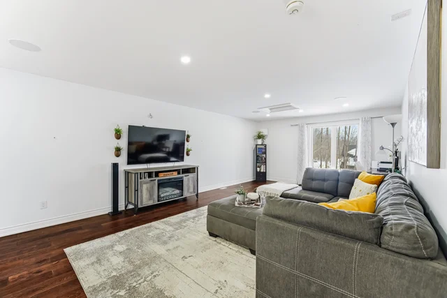 38 Windermere Circle, Midland - photo 44