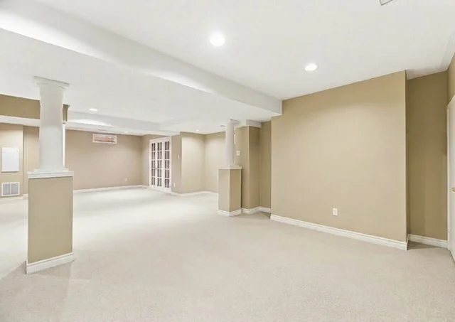 2441 Capilano Crescent, Oakville - photo 53