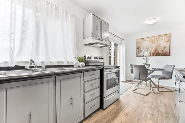 #92-900 Central Park Drive, Brampton - photo 22