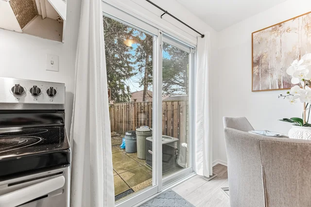 #92-900 Central Park Drive, Brampton - photo 44