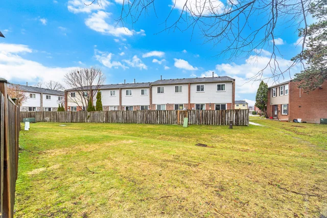 #92-900 Central Park Drive, Brampton - photo 48