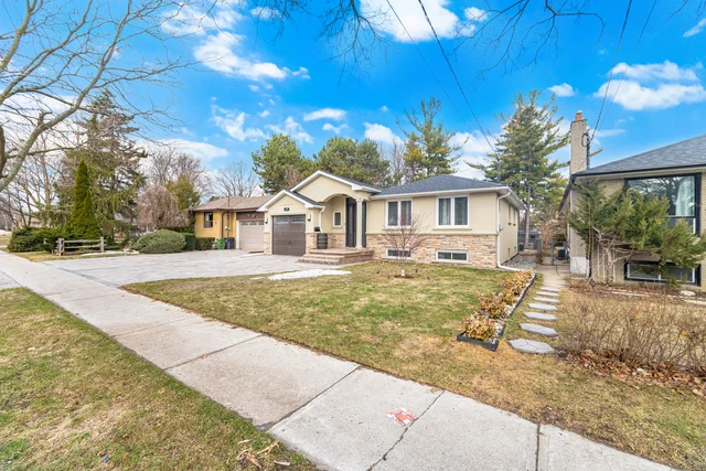 200 Goulding Avenue, North York - photo 4