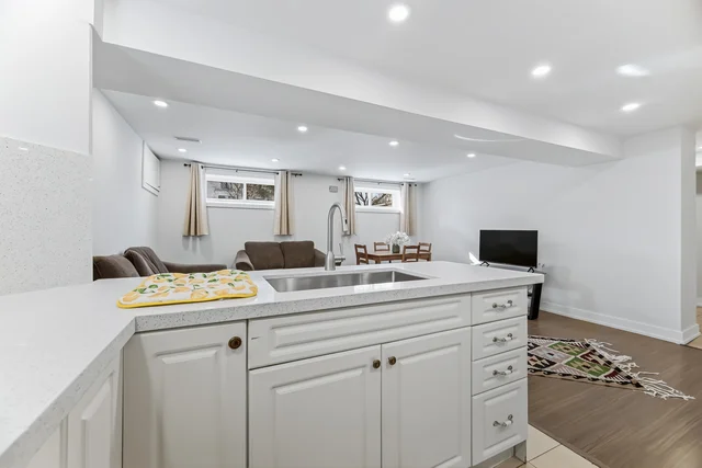 200 Goulding Avenue, North York - photo 13