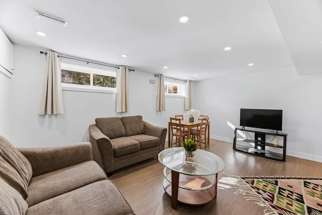 200 Goulding Avenue, North York - photo 16