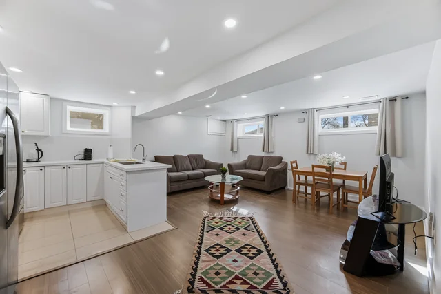 200 Goulding Avenue, North York - photo 17