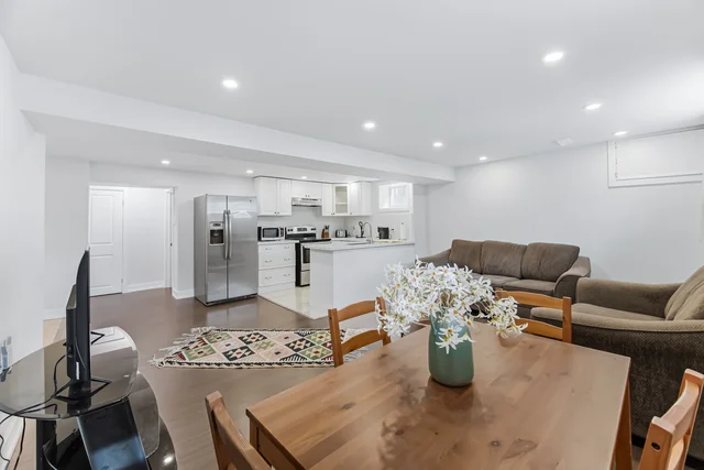 200 Goulding Avenue, North York - photo 20