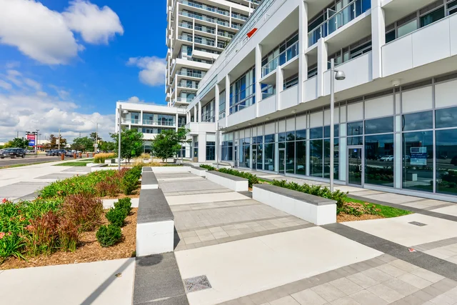 #409-65 Speers Road, Oakville - photo 4