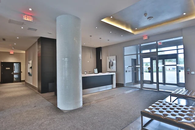 #409-65 Speers Road, Oakville - photo 6
