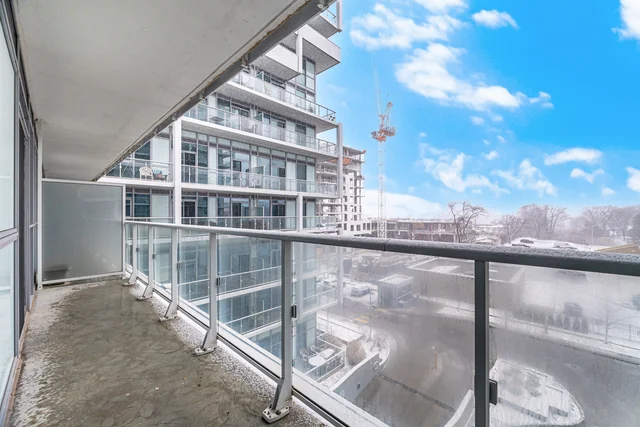 #409-65 Speers Road, Oakville - photo 38