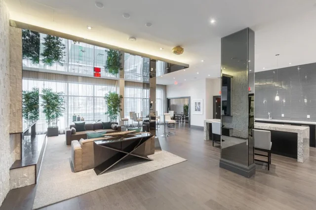 #409-65 Speers Road, Oakville - photo 41