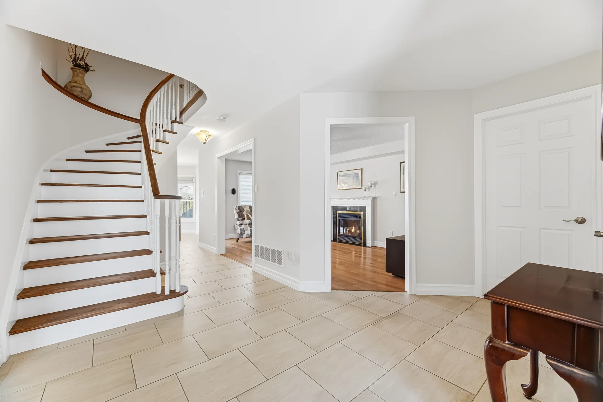 824 Drysdale Drive, Mississauga - photo 9