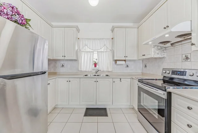 5 Attmar Drive, Brampton - photo 14