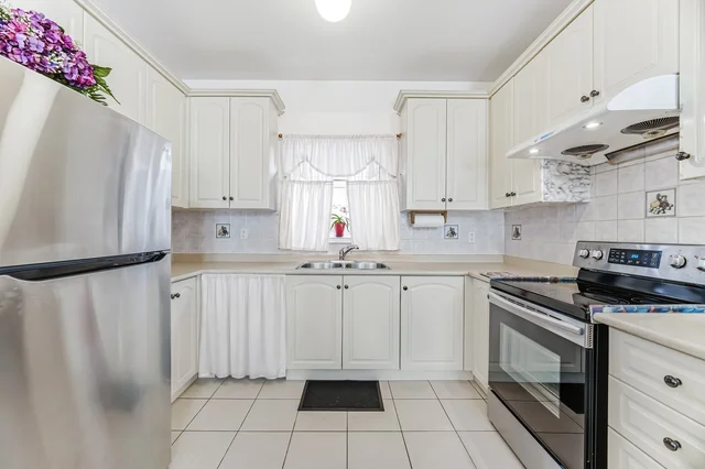 5 Attmar Drive, Brampton - photo 15