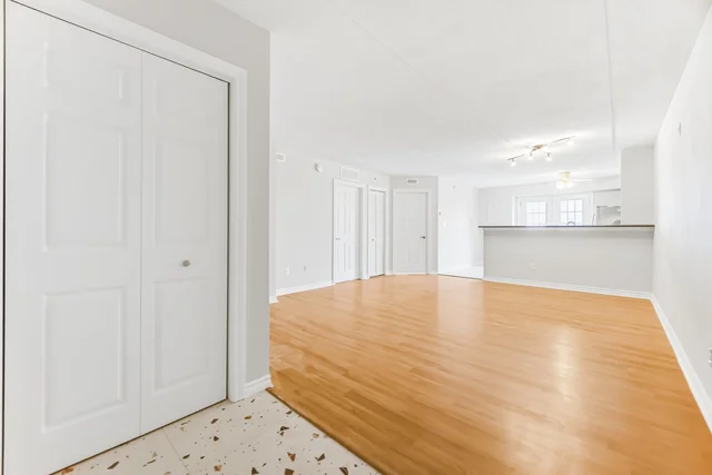 #207-1479 Maple Avenue, Milton - photo 5