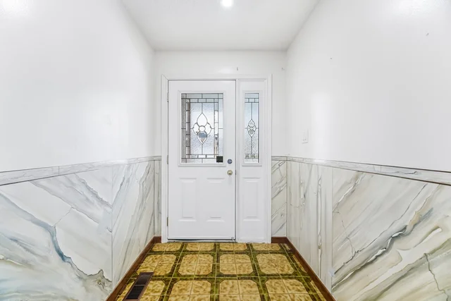 4 Manorcrest Street, Brampton - photo 9