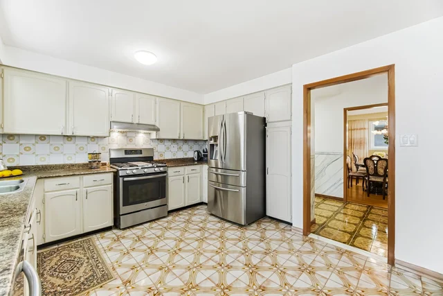 4 Manorcrest Street, Brampton - photo 16