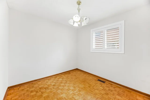 4 Manorcrest Street, Brampton - photo 28